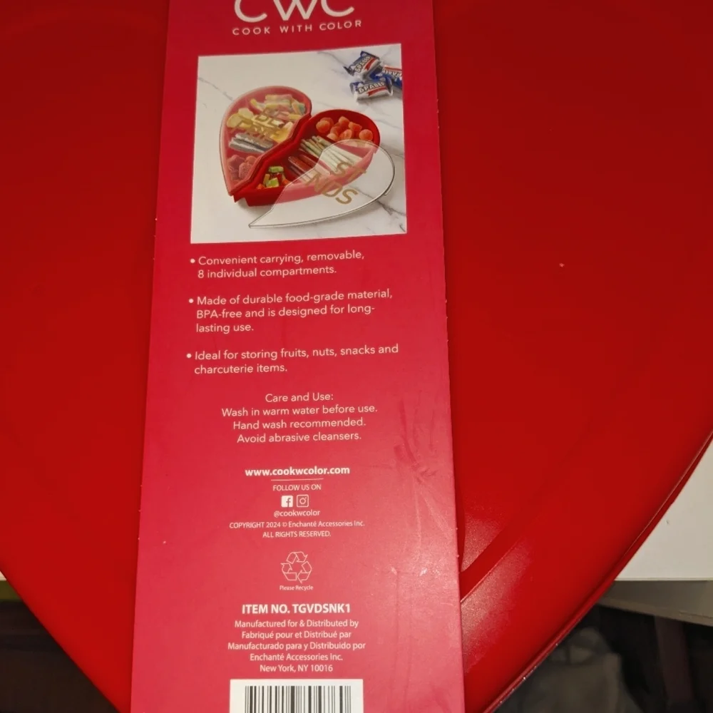 Heart Shape Food Safe BEST FRIENDS Snackle Box Red NEW Travel Snacks Crafts